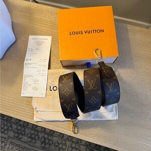 Louis Vuitton Monogram Bandouliere NEW